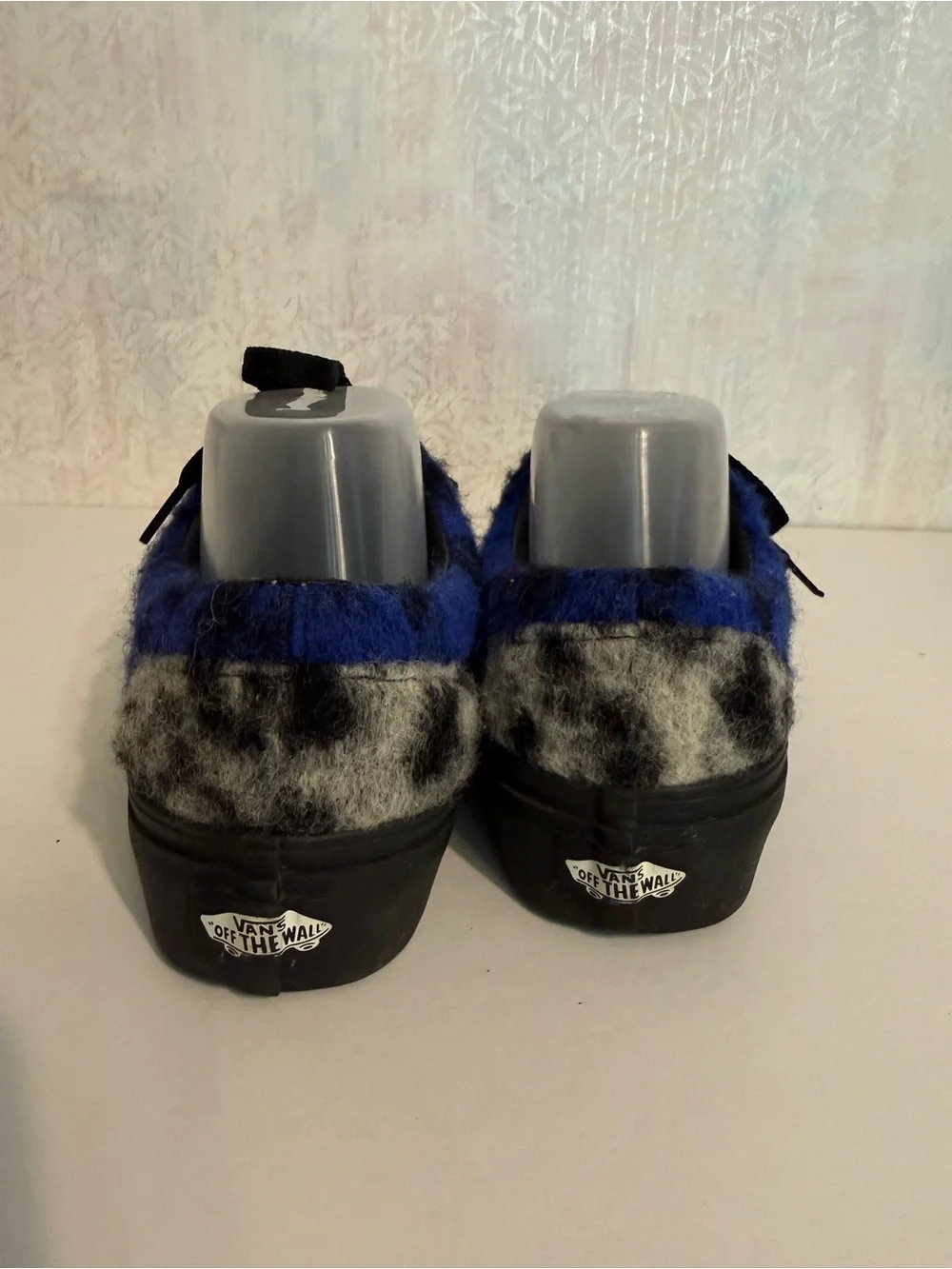 Vans Three-Tone Fuzzy Red, Blue, and White Patterned Platform Sneakers M-8.5 W10